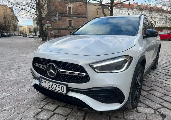 lubelskie Mercedes-Benz GLA cena 159900 przebieg: 21000, rok produkcji 2021 z Poznań
